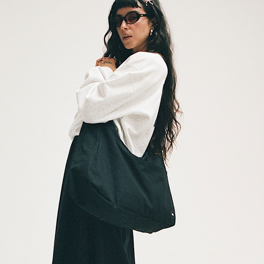 VANS Gotsman Messenger Crossbody Bag - Picture 8 of 8